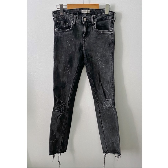 Stretchy Distressed Skinny Jeans - Picture 1 of 6